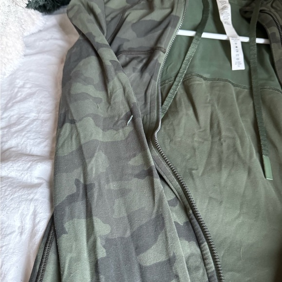 Hooded define jacket - Picture 5 of 8